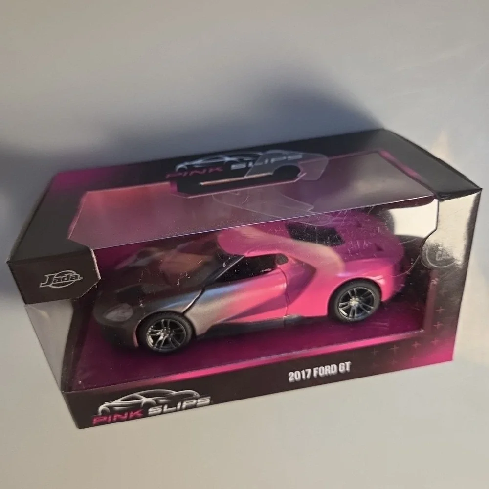 JADA PINK SLIPS 2017 Ford GT Metallic Gray Pink 1:32 Diecast Model Car‎